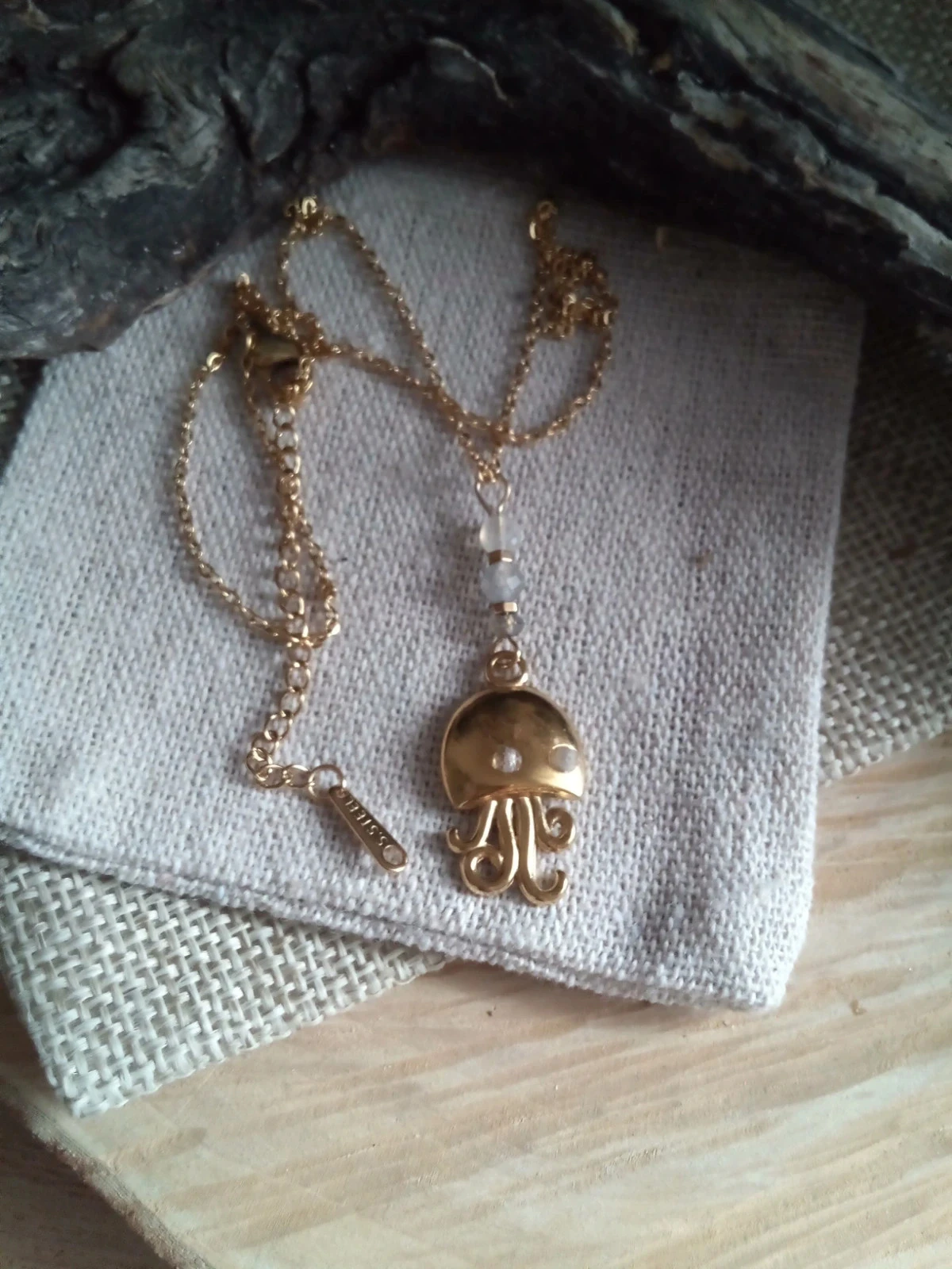 Collier petite pieuvre avec pierres de labradorite – photo 3